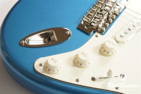 Classic Vibe ’60s Stratocaster - Lake Placid Blue